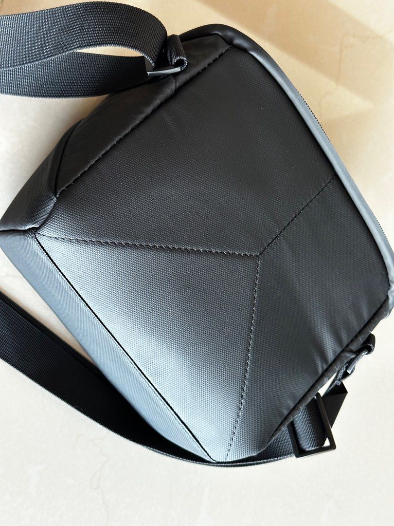 Original DJI Mini 3 Pro Bag, Photography, Drones on Carousell