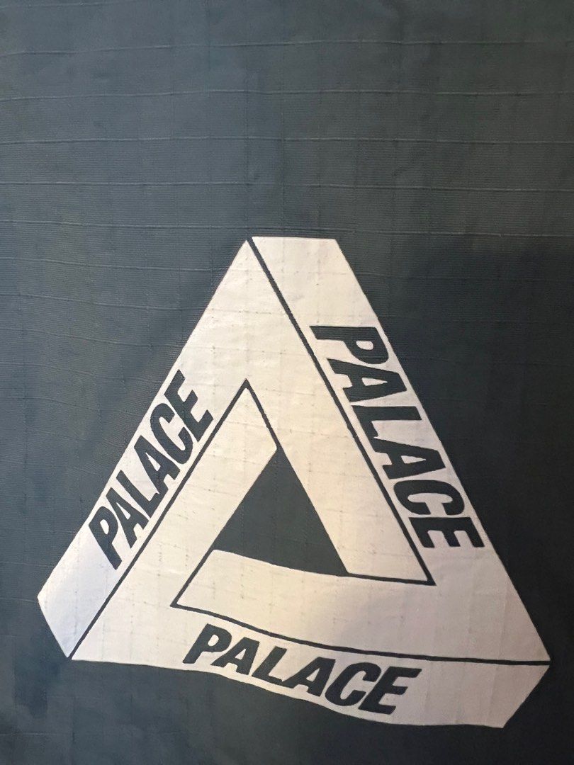 Palace Skateboards Shell Top L, 男裝, 運動服裝- Carousell