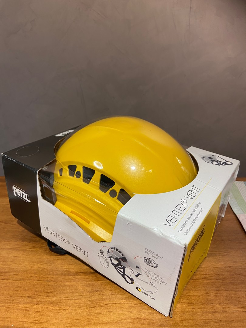 Petzl Vertex Vent helmet 頭盔攀石攀岩登, 運動產品, 行山及露營- Carousell