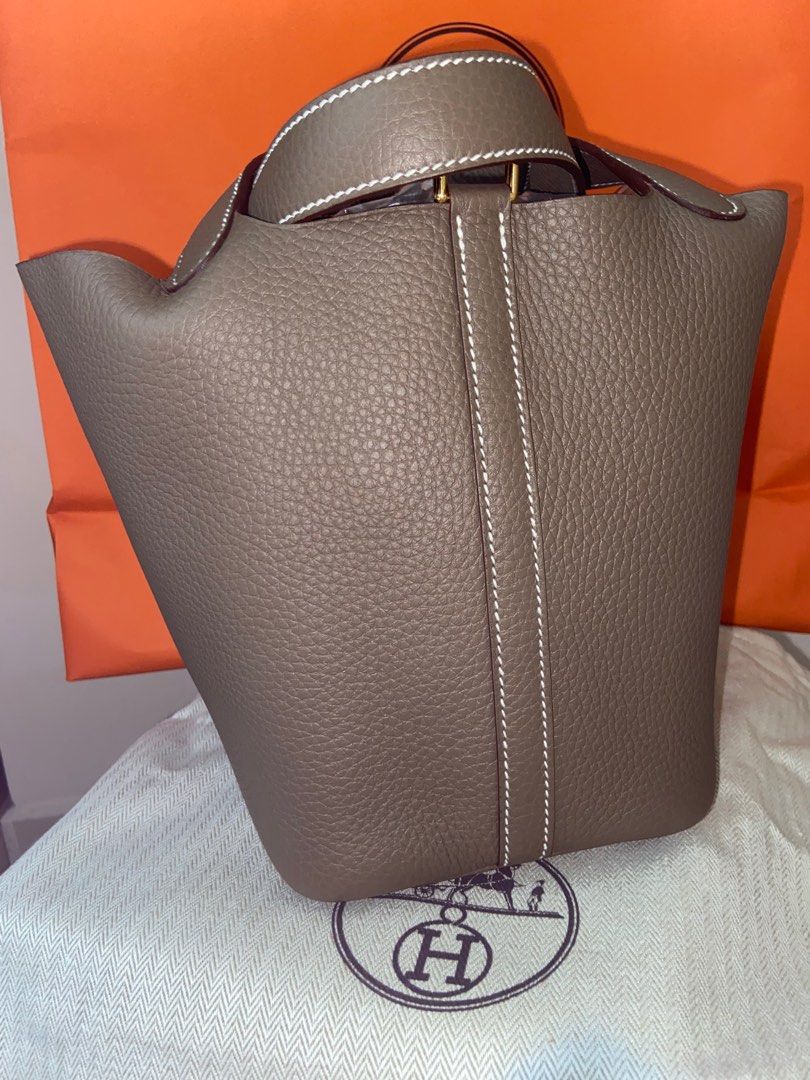 Hermes, Bags, Hermes Market Feu Shoulder Bag C Taurillon Clemence Leather  Orange Shw Used