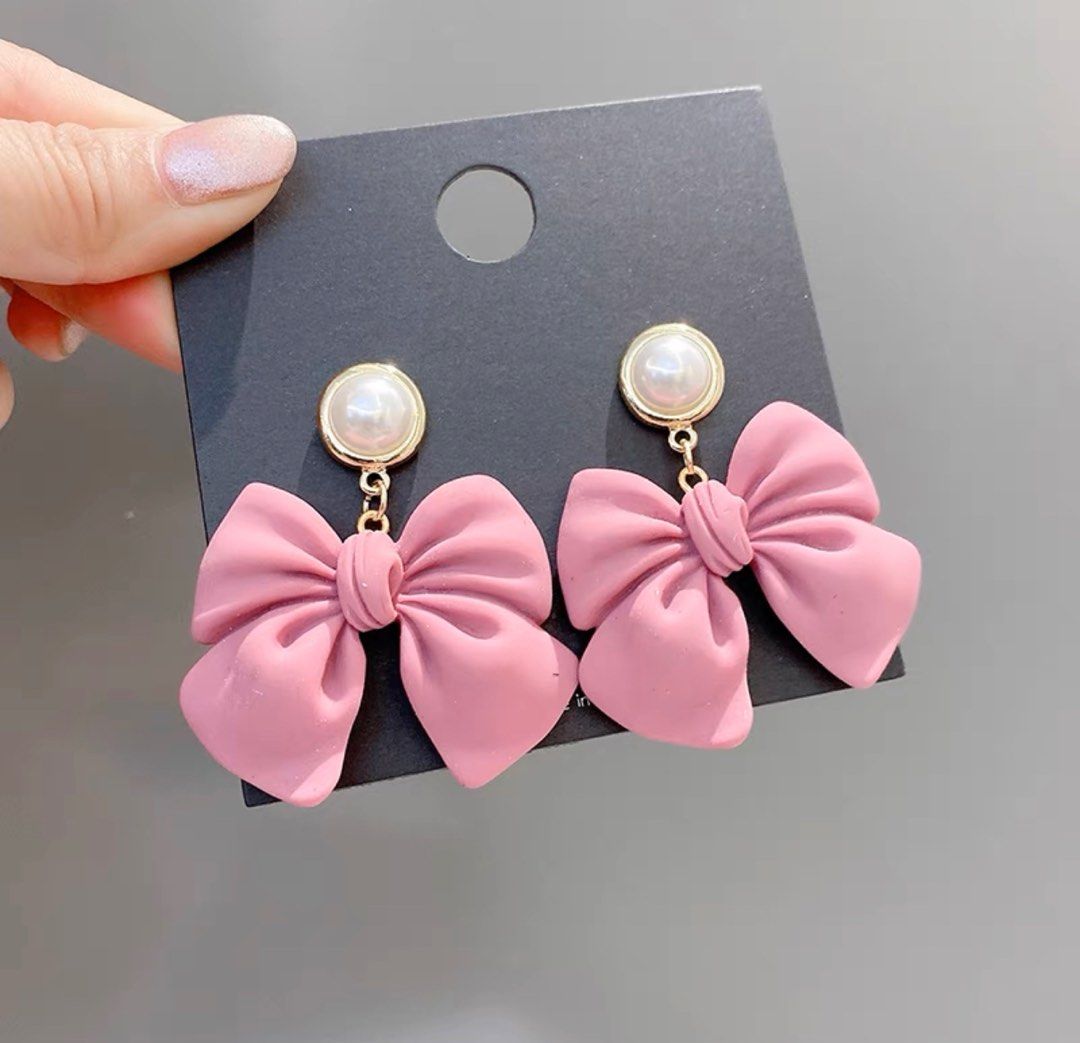 Sparkly Breast Cancer Ribbon Earrings – Lily Jane Boutique