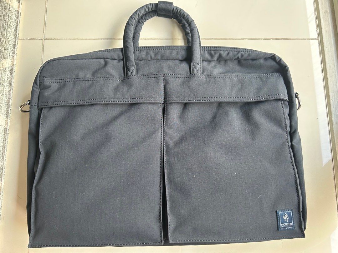 Porter (Category: Briefcases) located in Singapore. Submitted by onewingedduck (Listing ID 1213390021, Image 1). Description: .