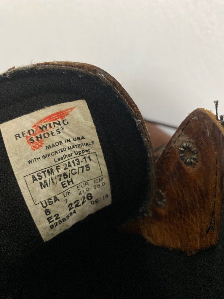 Red wing hotsell boots 2413