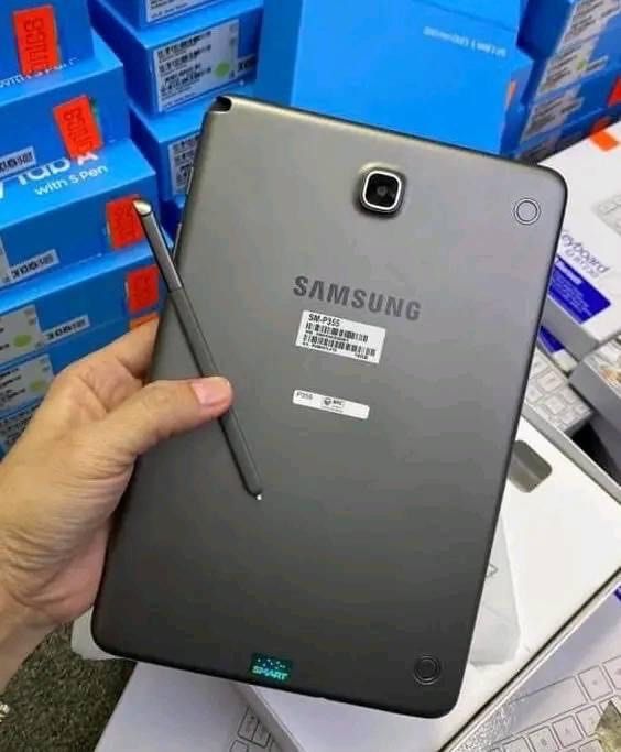 Samsung Tablet with Pen, Mobile Phones & Gadgets, Tablets, Android on