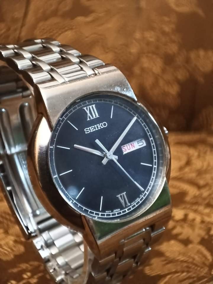 SEIKO 7N43-0AFO ORIGINAL USED, Men's Fashion, Watches & Accessories,  Watches on Carousell