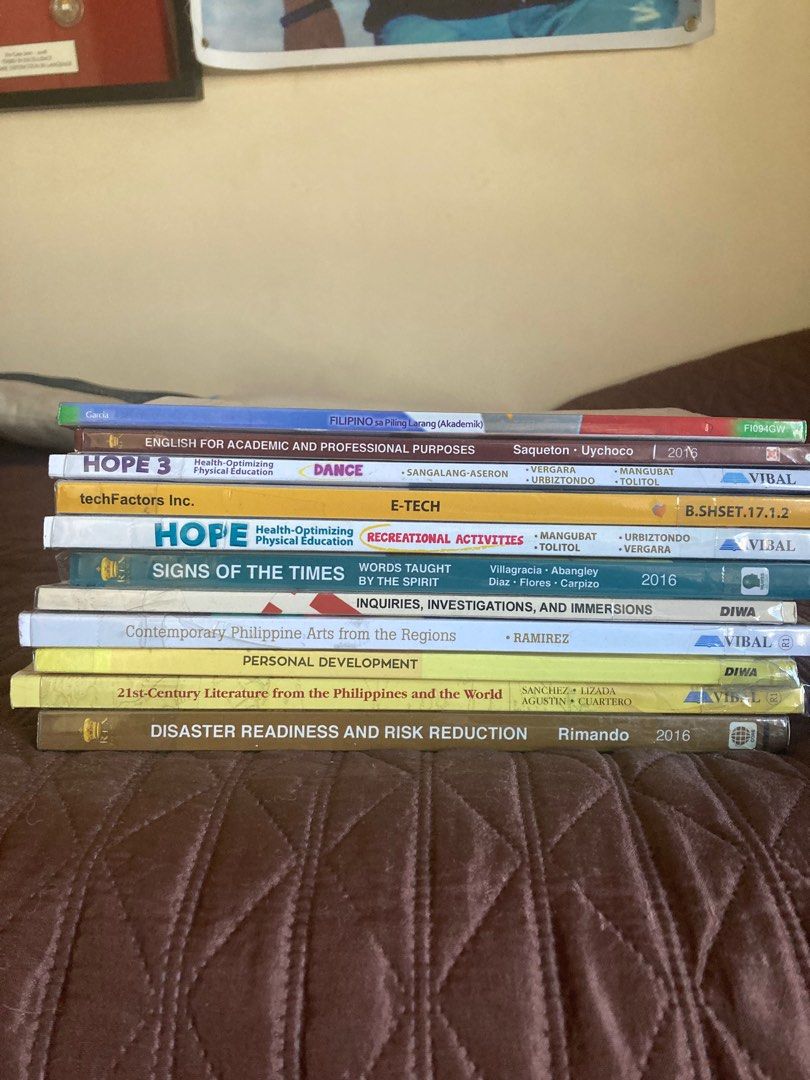 Senior High School Books for Sale, Hobbies & Toys, Books & Magazines, Textbooks on Carousell
