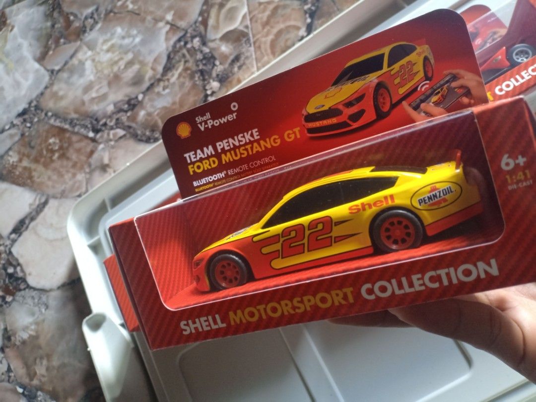 Shell Motorsports collection 2022 team penske indycar, ford mustang gt