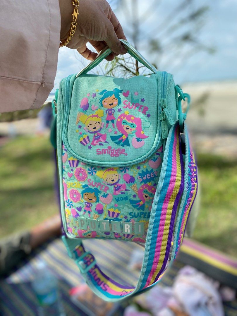 Smiggle sling bag outlet