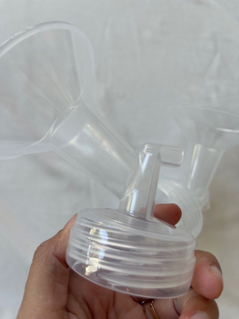 Spectra 28mm flanges and nipple for Spectra bottle, Babies & Kids