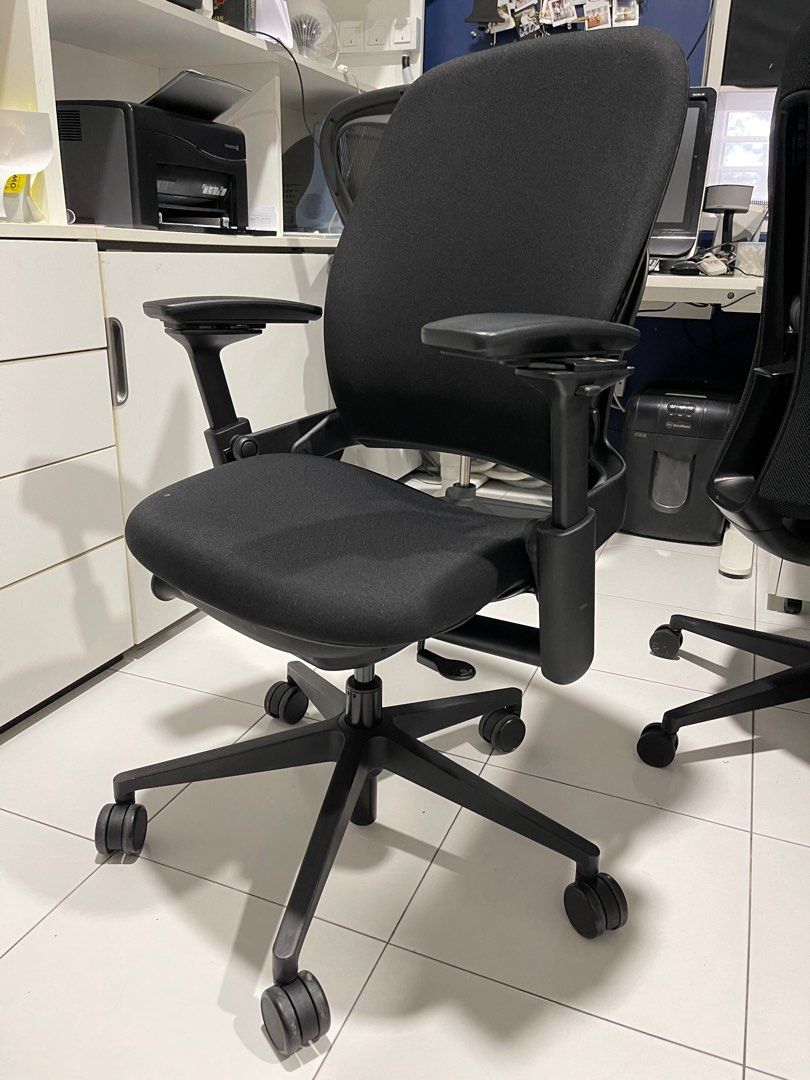 Steelcase leap v2 ergonomic office chair (Category: Office & Business Technology) located in Petaling Jaya. Submitted by displayelement1 (Listing ID 1213447795, Image 3). Description: https://linktr.ee/displayelement PLEASE LET US KNOW IF YOU WANT TO PURCHASE BY credit card INSTALLMENT in shppe OTHER PAYMENT METHOD. WE ACCEPT CREDIT CARD, DEBIT CARD, INSTANT ONLINE TRANSFER OR DUIT NOW , E WALLET WE DONT ACCEPT IBG TRANSFER OR CHEQUE Top 10 chair