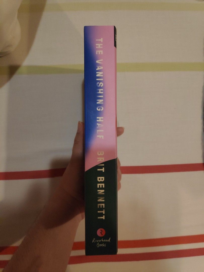 The Vanishing Half (Brit Bennett) (Category: Storybooks) located in Muntinlupa City. Submitted by rnprz (Listing ID 1213512091, Image 3). Description: - reason for selling: never read, just kept in personal library - one defect: sticker mark - no foxing and creases on pages (bought this on a whim, so I never really wanted to read it).