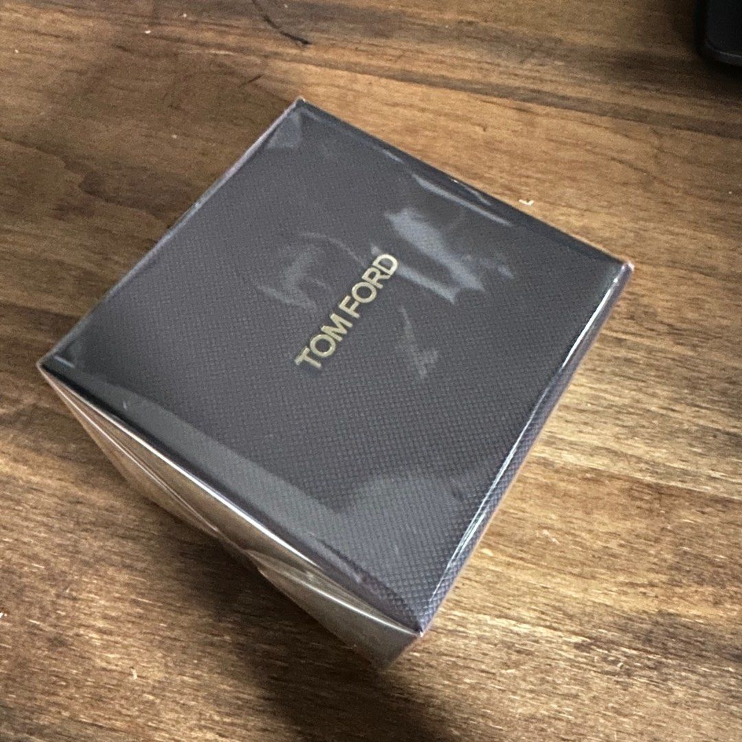 Tom Ford white suede candle, Furniture & Home Living, Home Fragrance on