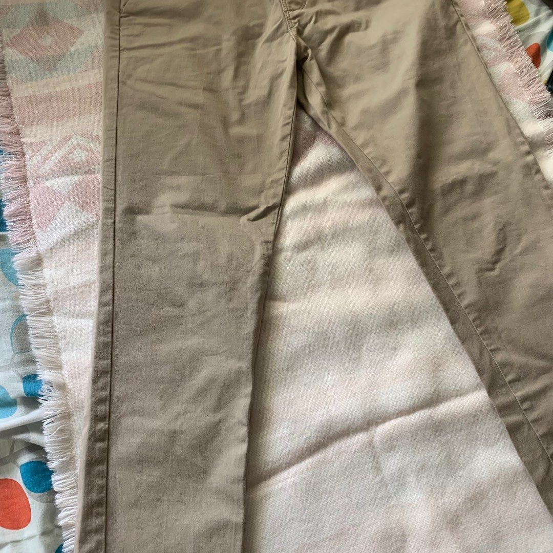 Topman Khaki Pants (Category: Jeans) located in Taytay. Submitted by ccarci (Listing ID 1213386334, Image 3). Description: Width and length on tag Never used Price usually at ₱3000.