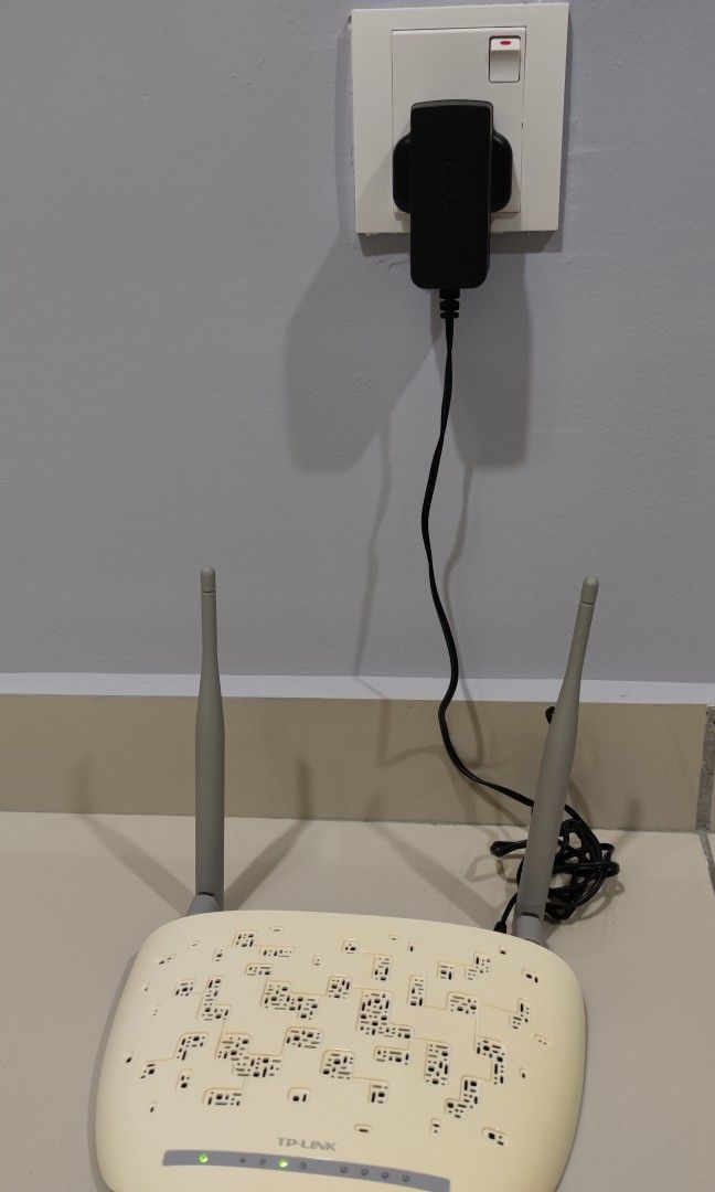 TP-Link 300Mbps Wireless N ADSL2+ Modem Router, Computers & Tech, Parts ...