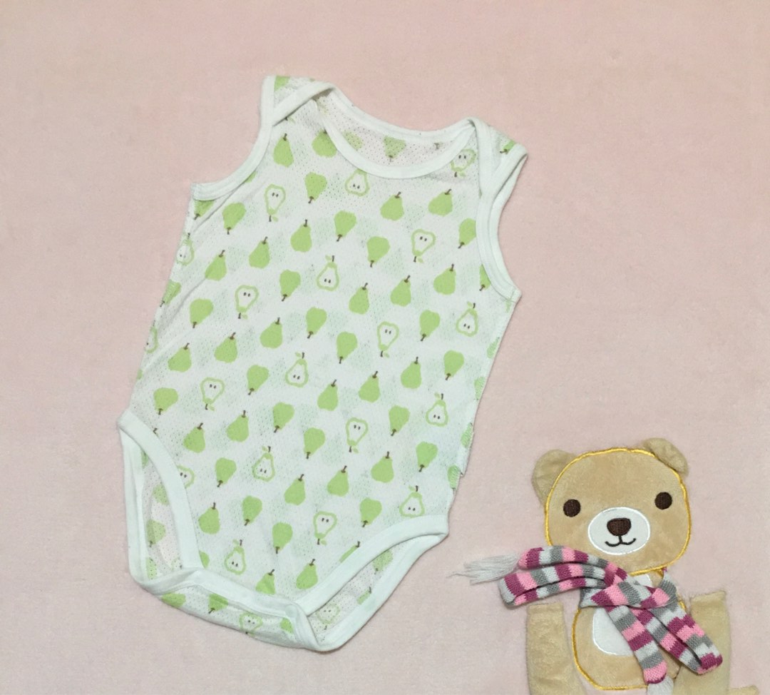 Uniqlo Onesie, Babies & Kids, Babies & Kids Fashion on Carousell