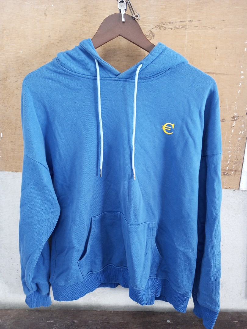 Vetements Euro Men s Fashion Tops Sets Hoodies On Carousell