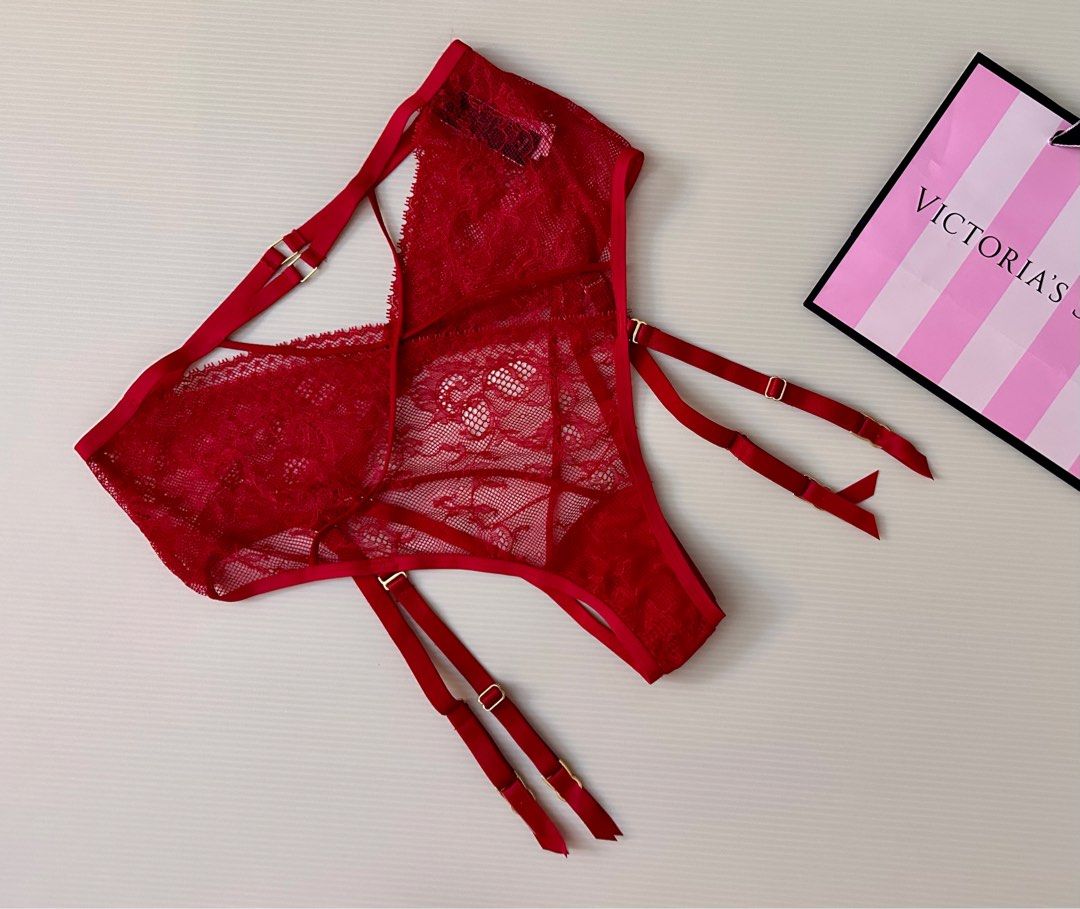 🌙Victoria's Secret Very Sexy Strappy Cheeky Panty (MAROON