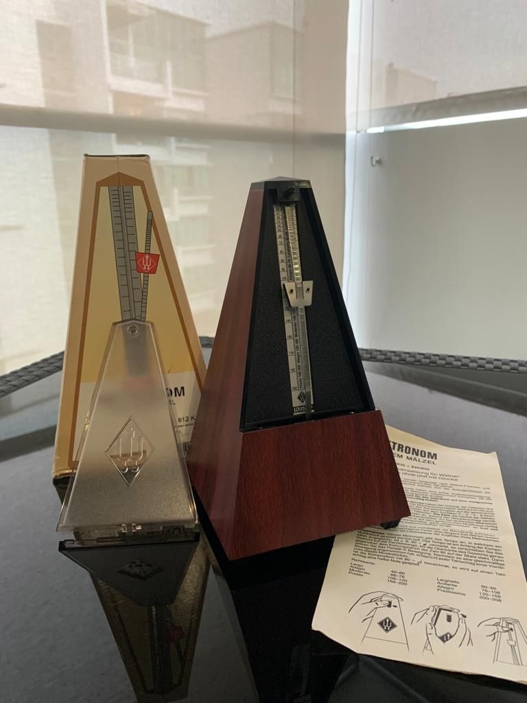 Wittner Metronom wooden mahagony, Hobbies & Toys, Music & Media, Music