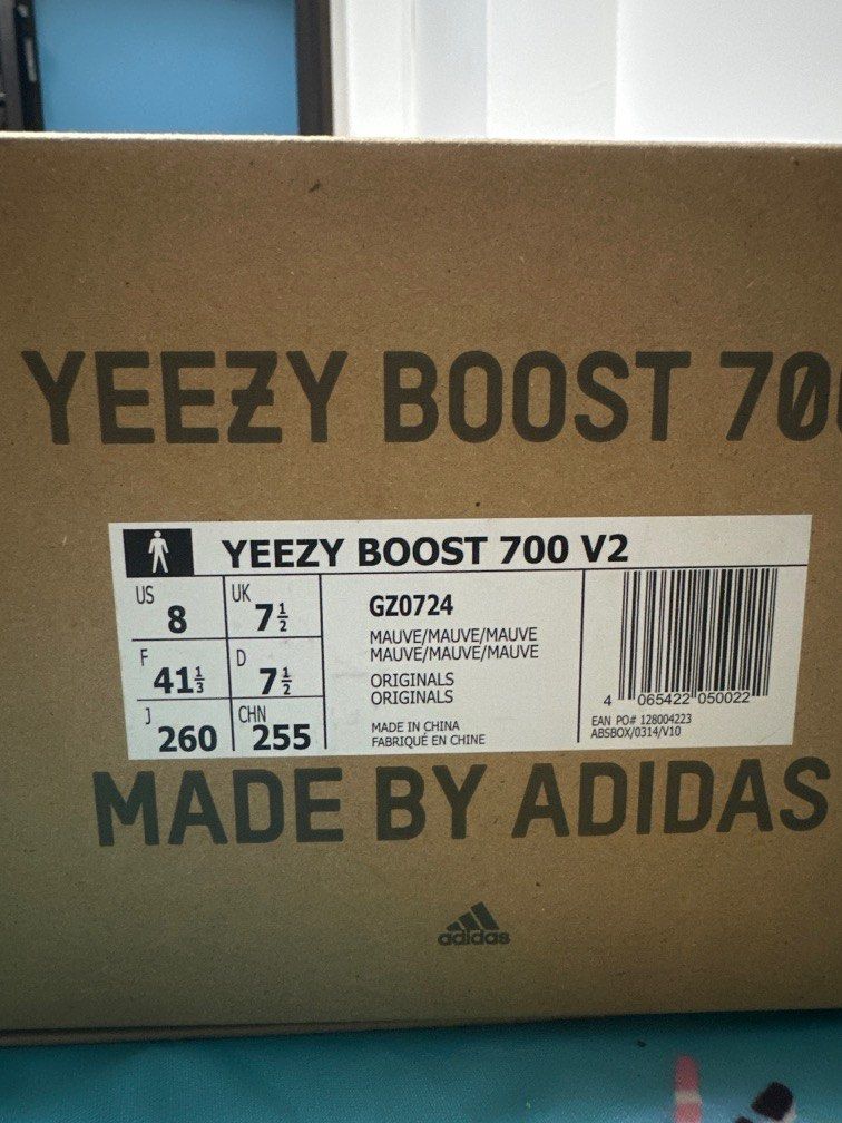 Yeezy 700 V2 GZ0724 MAUVE, Men's Fashion, Footwear, Sneakers on Carousell