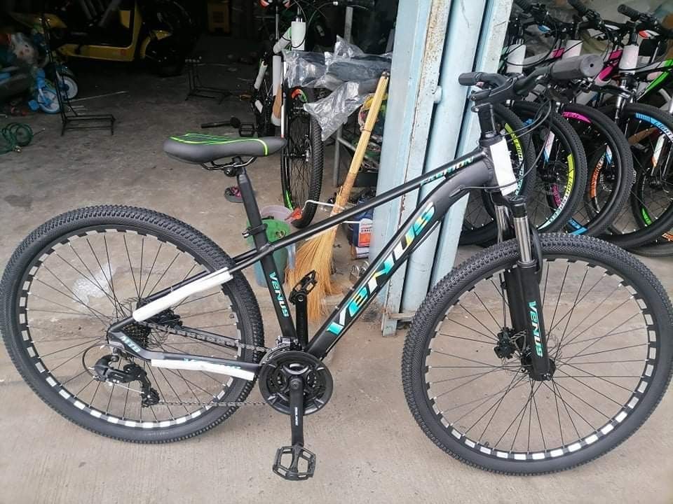 27.5er Venus M062 3 8 ALLOY HYDRAULIC BRAKE MOUNTAIN BIKE
