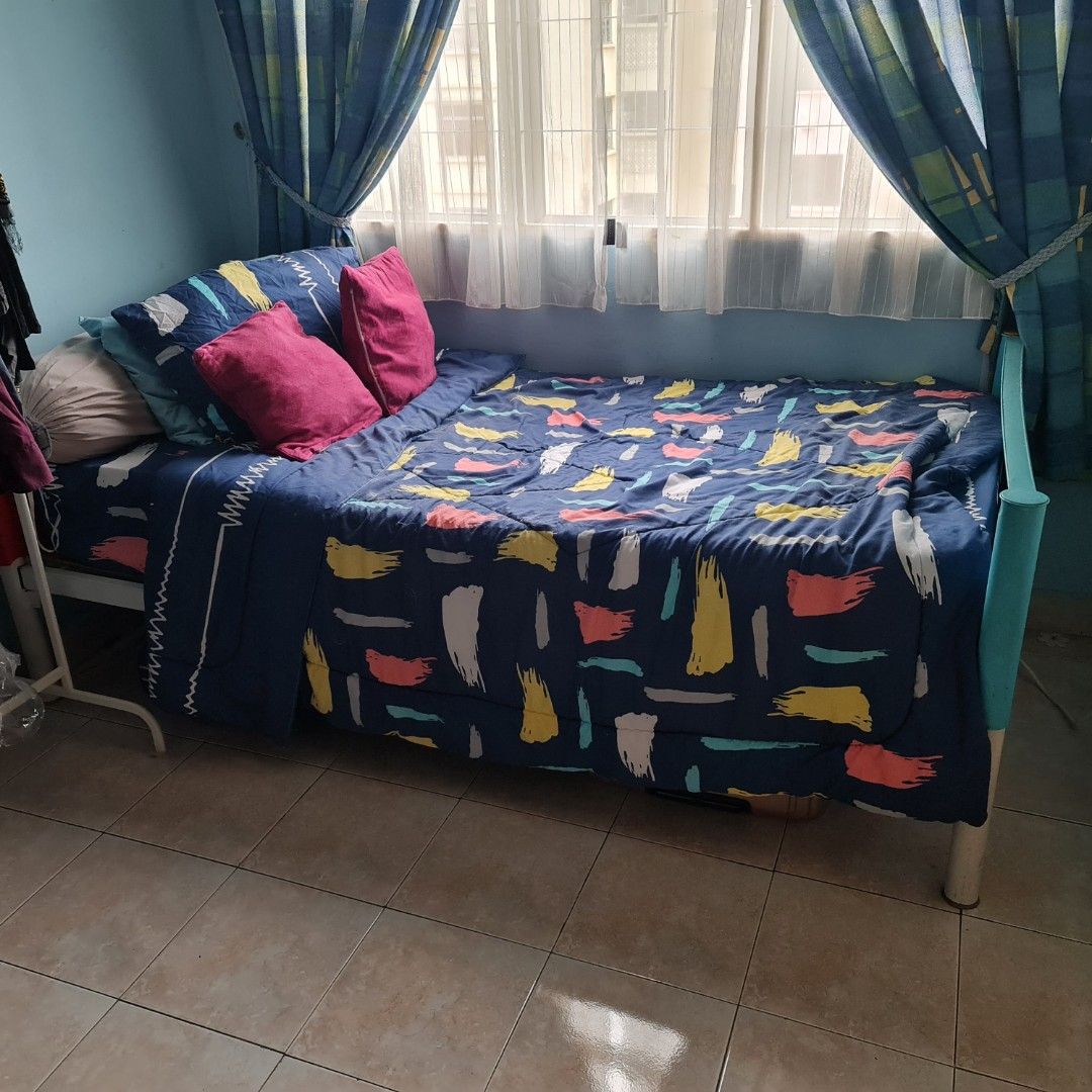 3M Single Bed x2 unit Double decker, Furniture & Home Living