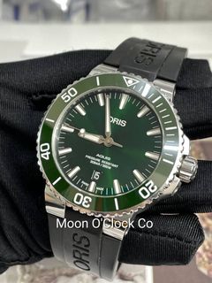 (Category: ) located in . Submitted by moonoclockco (Listing ID 1213650360, Image 1). Description: .