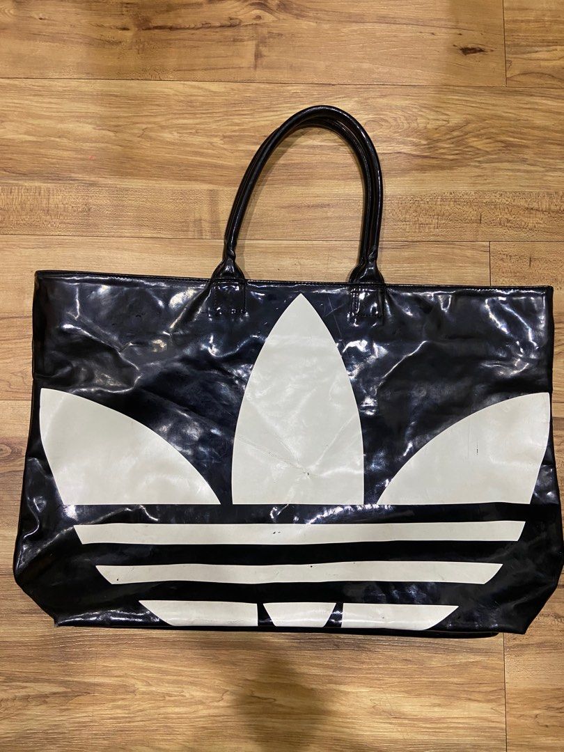 Ond Alexander Graham Bell Redaktør 💯% Authentic Adidas Beach Tote Bag, Women's Fashion, Bags & Wallets, Beach  Bags on Carousell