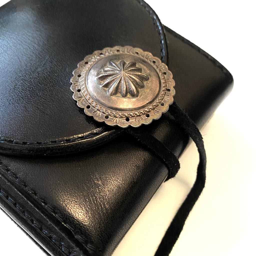 ゴローズGoro's 新型二つ折り財布(黒) 銀包錢包, 男裝, 手錶及配件, 銀