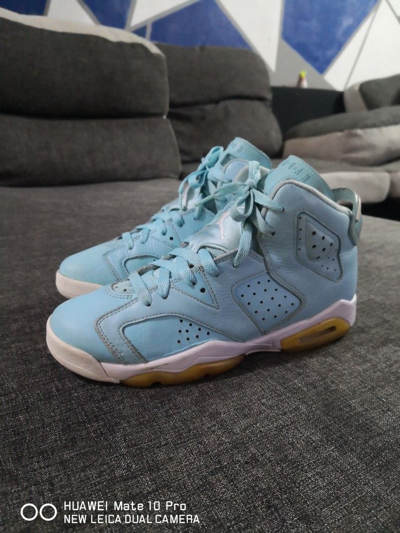 Air jordan 6 pantone hot sale