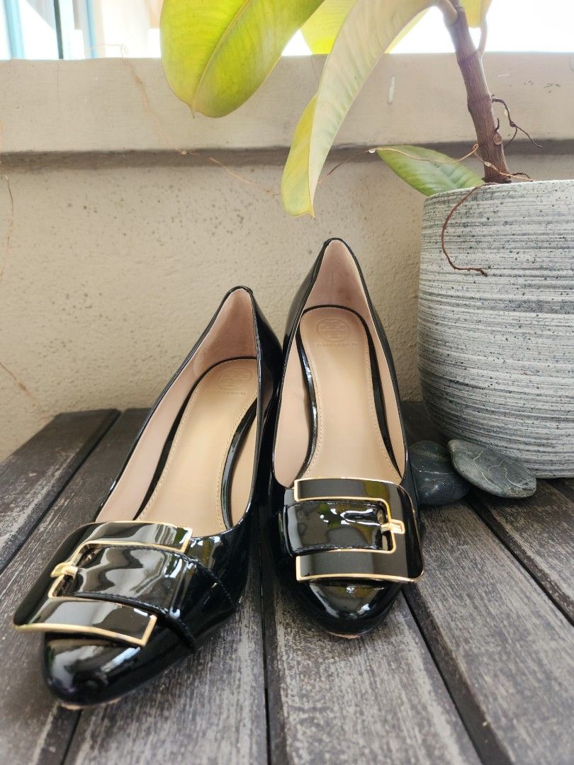 Tory burch kira pump deals