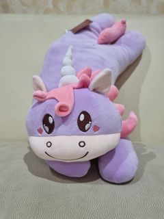 Boneka unicorn istana boneka