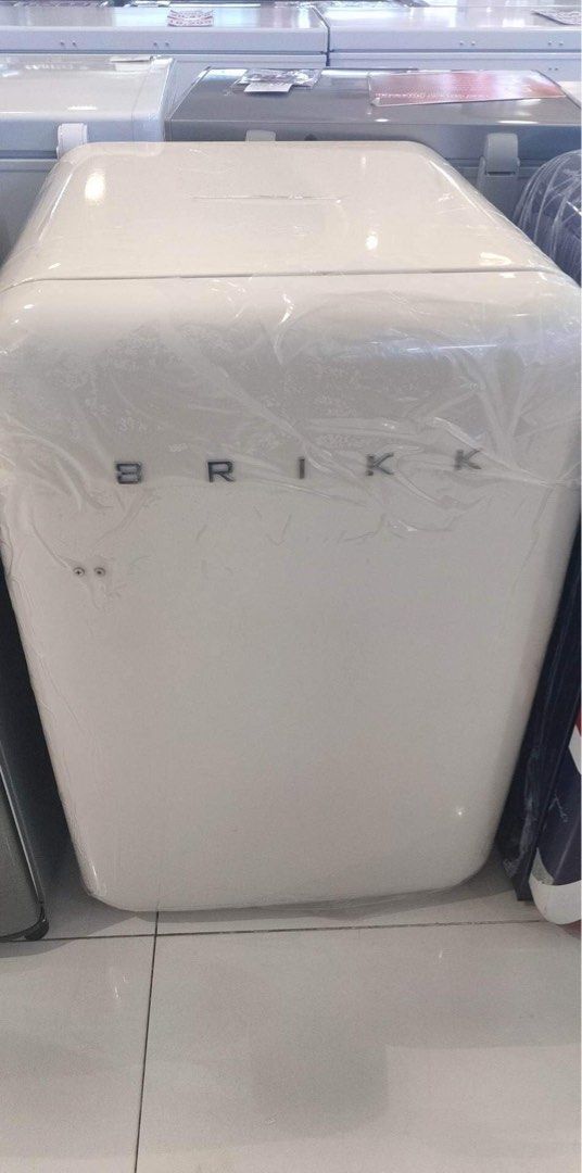 BRIKK PERSONAL REFRIGERATOR (Category: Refrigerators and Freezers) located in Quezon City. Submitted by annys.online (Listing ID 1213723249, Image 1). Description: BRIKK PERSONAL REF Free-standing 1 Shelf and half pcs glass shelves, 1 salad drawer, 3 wire retainers on door Controller mechanical Light LED lamp on the controller Cabinet interior plastic Cabinet exterior 1 pc metal Door plastic panel Foot/Castor adjustable feet Retro metal handle BR