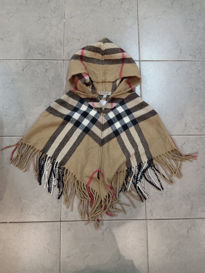 Burberry Poncho, Women's Fashion, Coats, Jackets and Outerwear on Carousell