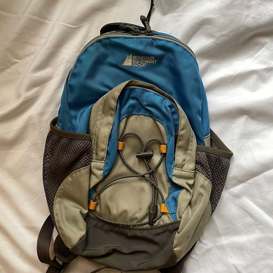 Camping Backpack (Category: Backpacks) located in Quezon City. Submitted by jaja.20 (Listing ID 1213630119, Image 1). Description: .