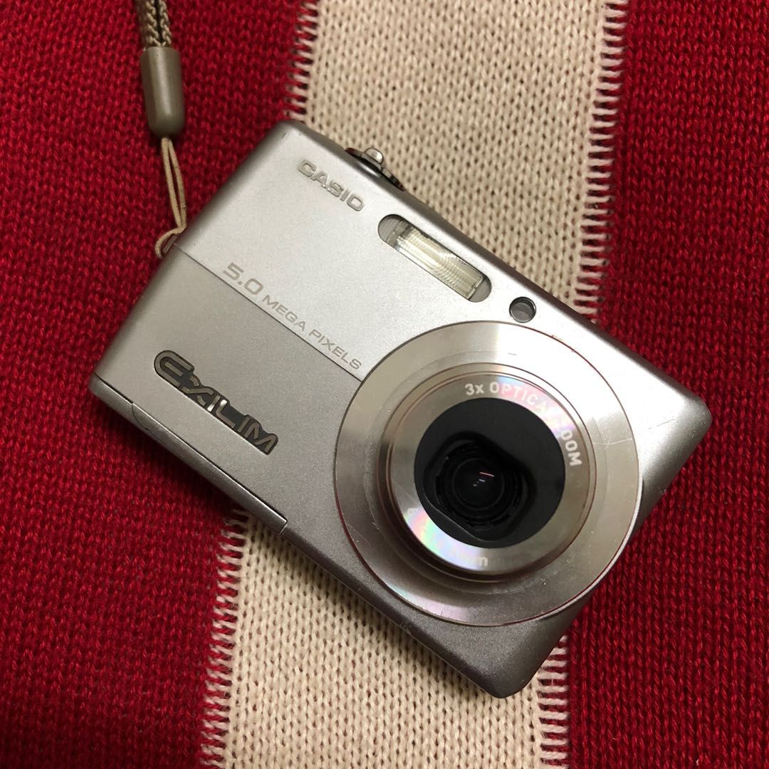 Casio Exilim EX-Z500 Digital Camera, Photography, Cameras on Carousell