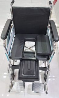 Commode wheelchair