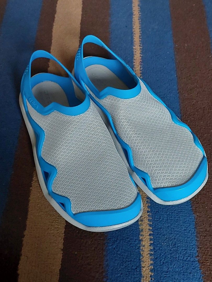 Crocs men's swiftwater mesh wave sandal deals