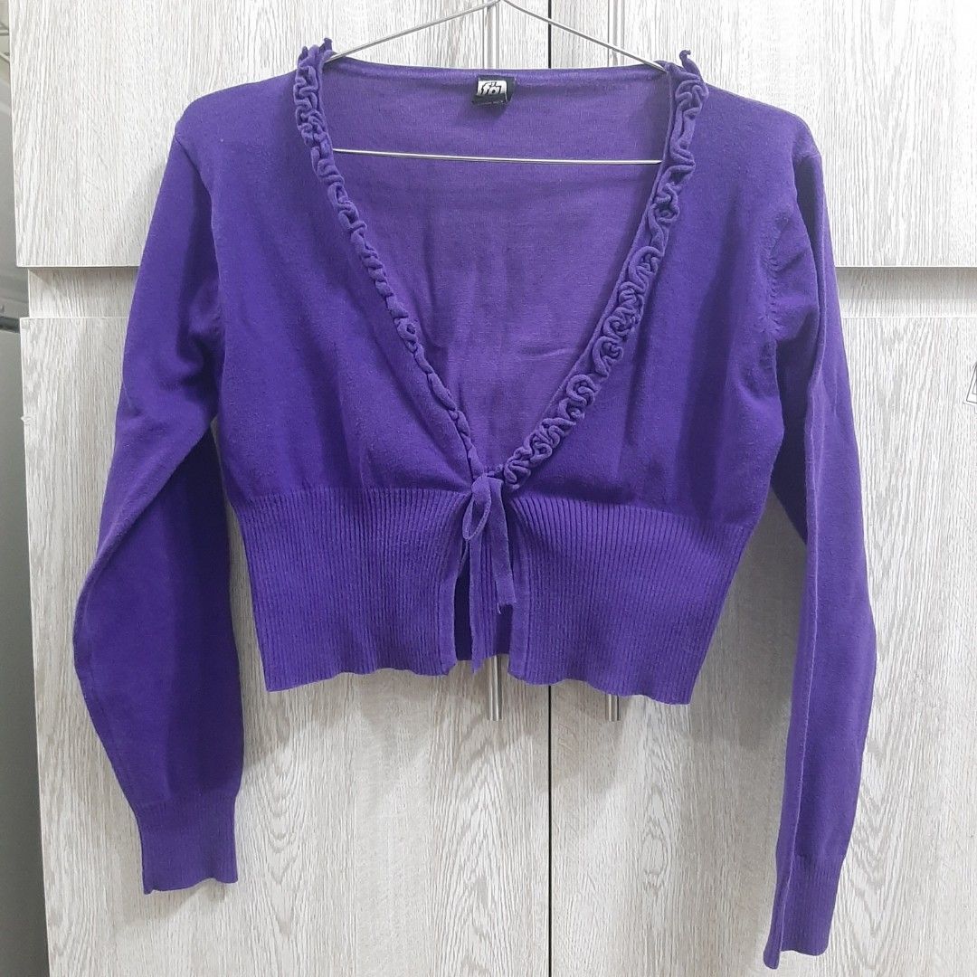 Cute Violet Cardigan (Category: Coats, Jackets and Outerwear) located in Manila. Submitted by jmstuff__ (Listing ID 1213675500, Image 2). Description: - comfortabl to wear - fitter cardigan style 👉 meet-up or same day delivery only 👉 location: españa, manila.