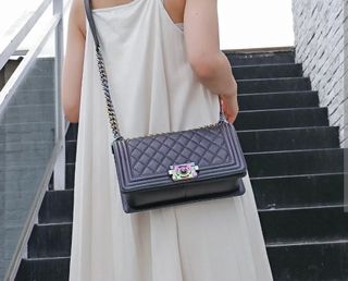 (Category: ) located in . Submitted by eluxstore (Listing ID 1213695367, Image 1). Description: .