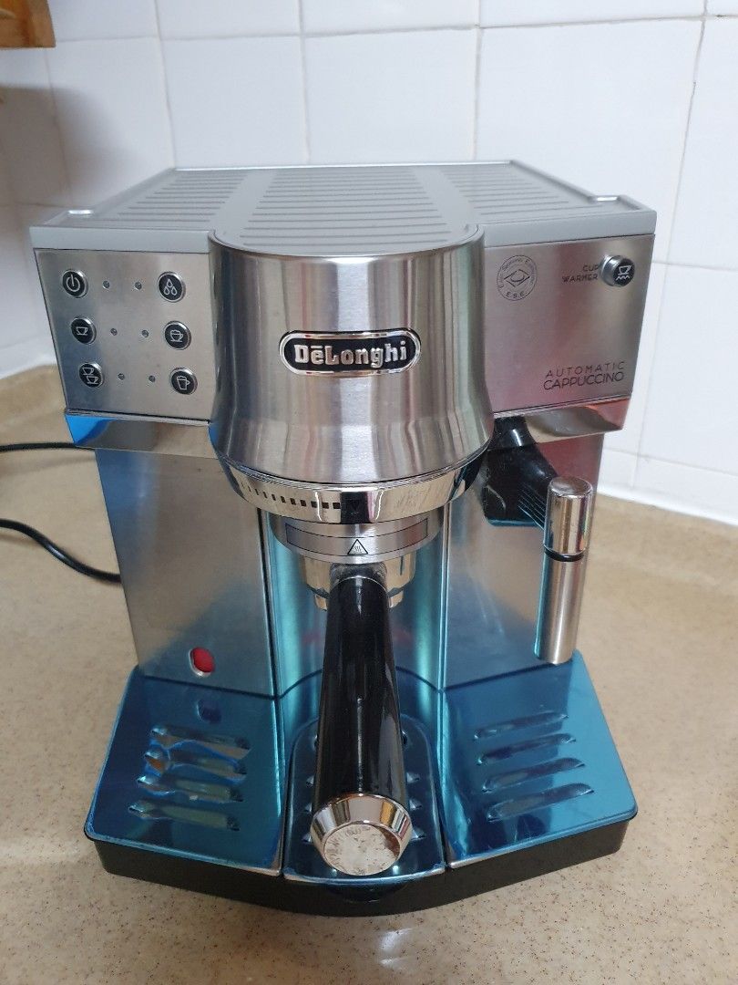 Delonghi coffee machine EC860, TV & Home Appliances, Kitchen Appliances