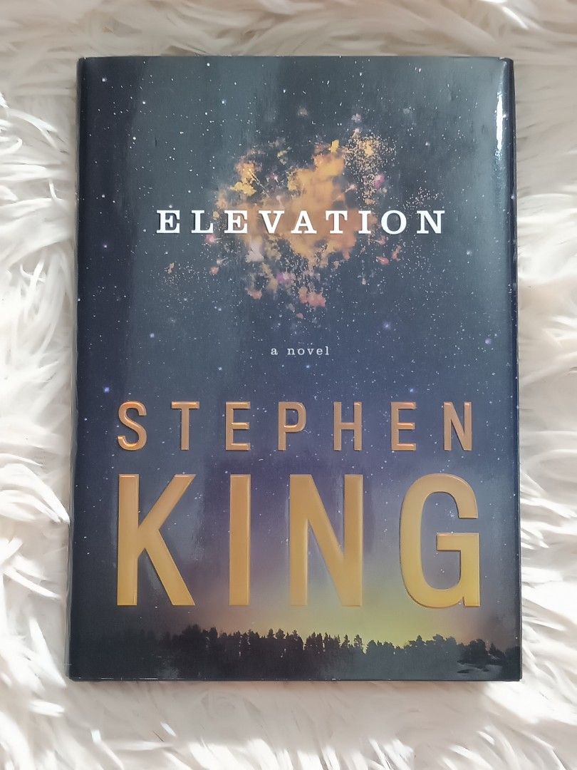 Elevation by Stephen King (Small Hardbound), Hobbies & Toys, Books & Magazines, Fiction & Non