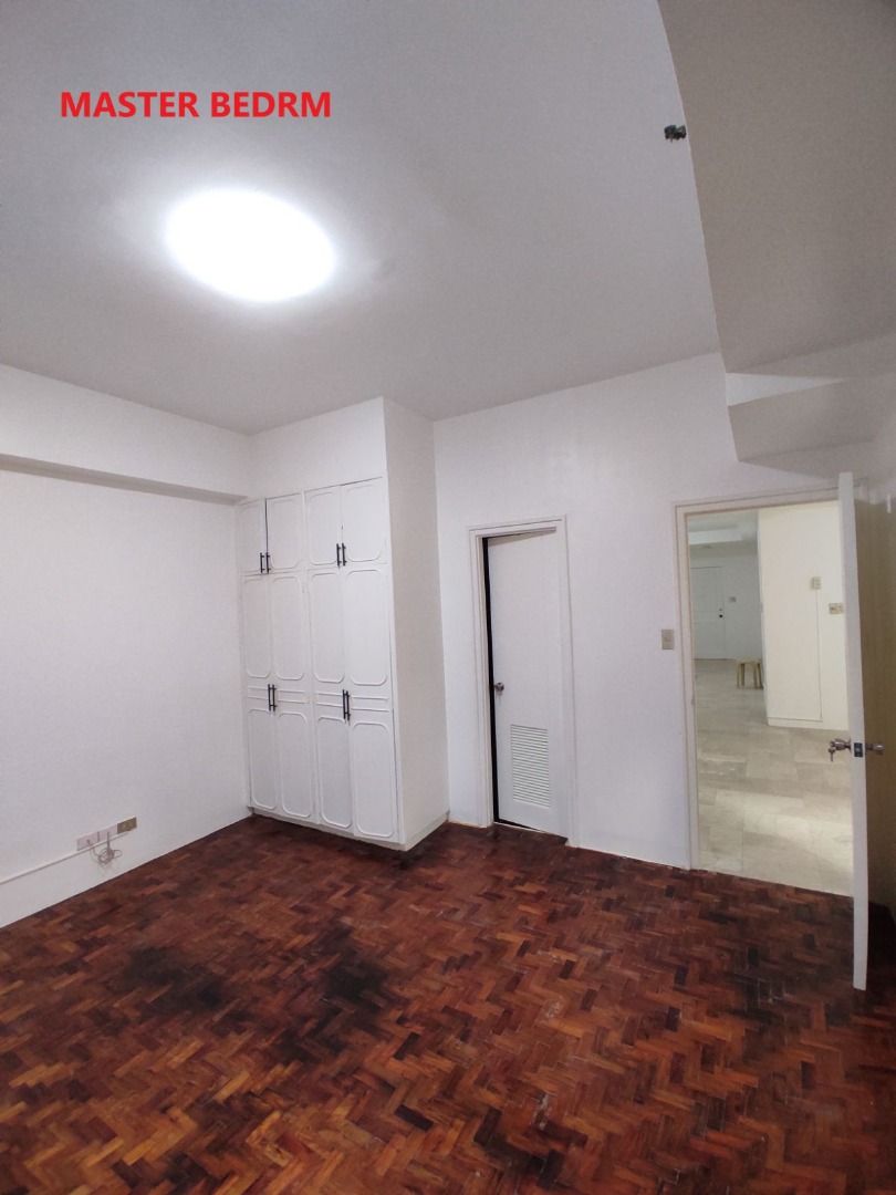 For Sale Condo in Binondo, Tomas Mapua Street near Ongpin 3 Bedrooms