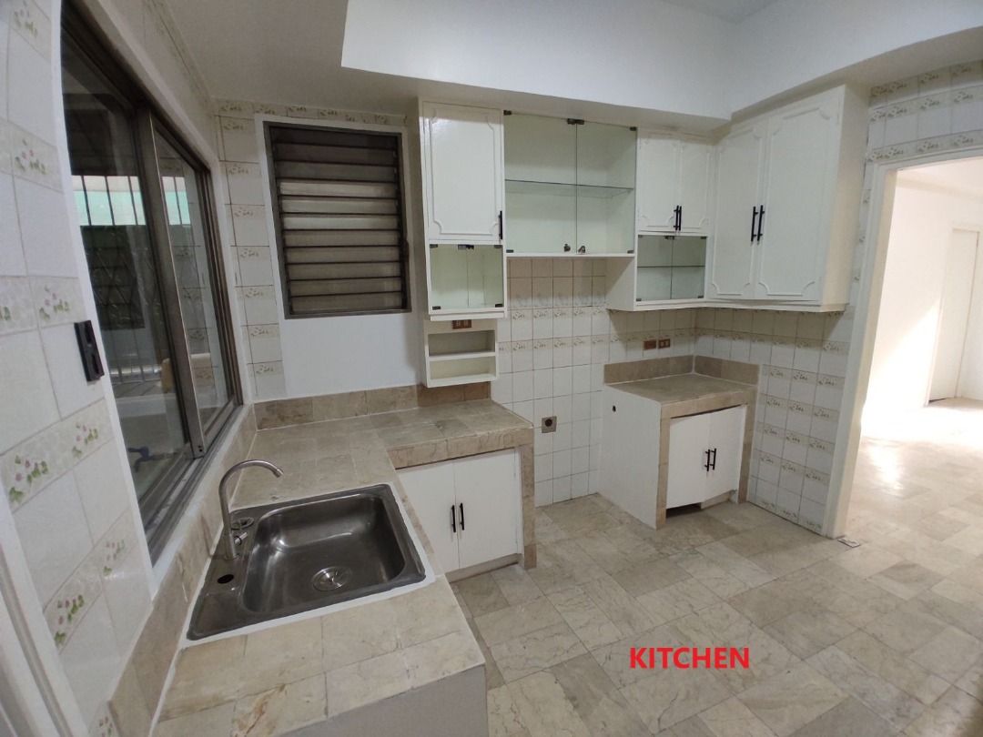 For Sale Condo in Binondo, Tomas Mapua Street near Ongpin 3 Bedrooms