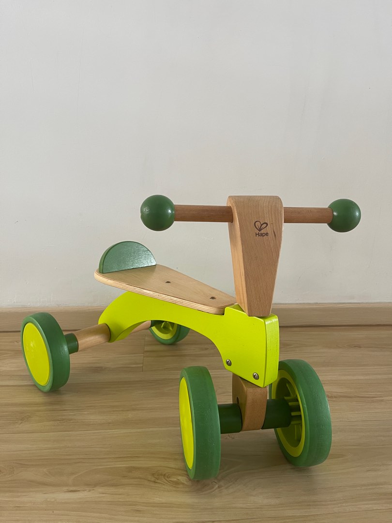 Hape hot sale wooden trike