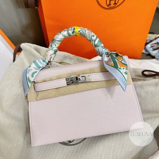 （分類：）位於 。 由 LuxLuna 提交（商品編號 1213764424，圖片 1）。簡介： 。