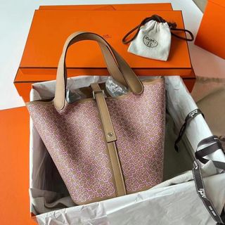 （分類：）位於 。 由 sasa.dos 提交（商品編號 1213749044，圖片 1）。簡介： 。