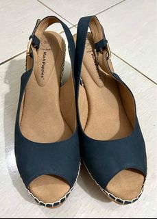 (Kategori: ) berada di . Dikirim oleh prelovedchen (ID iklan 1213695211, Gambar 1). Deskripsi: .