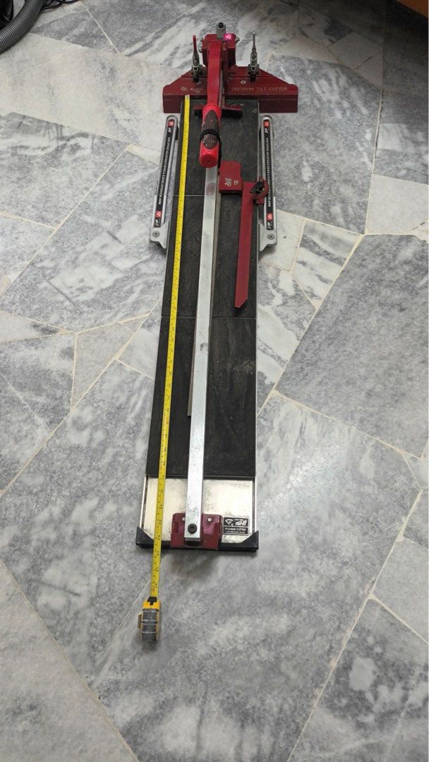 ishii tiles cutter, Everything Else, Others on Carousell