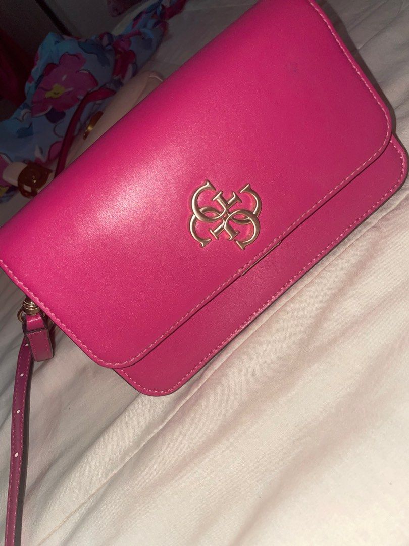 Jenama Guess, Luxury, Bags & Wallets on Carousell