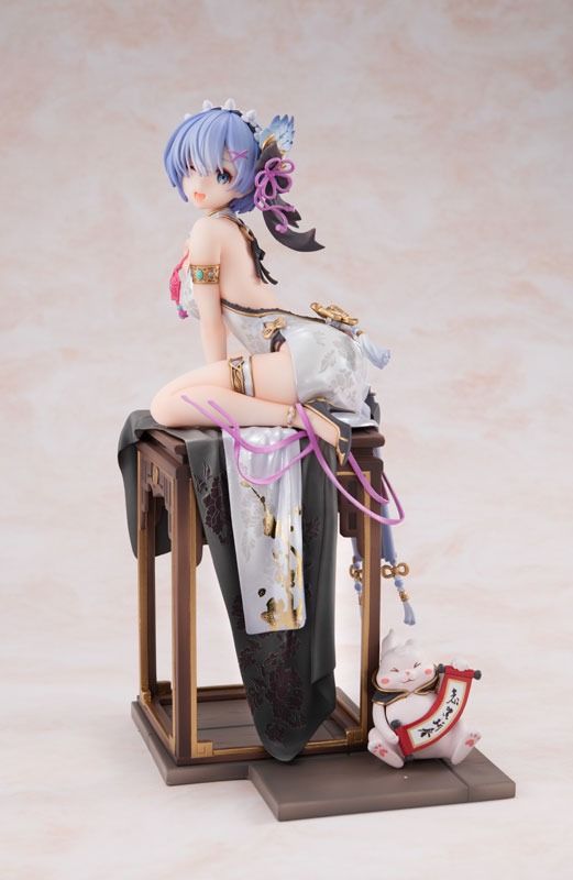 Kadokawa x Animester Re:ZERO Starting Life in Another World Rem Graceful  beauty Ver. 1/7d, Hobbies & Toys, Toys & Games on Carousell